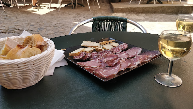 A cantina di Chjostra