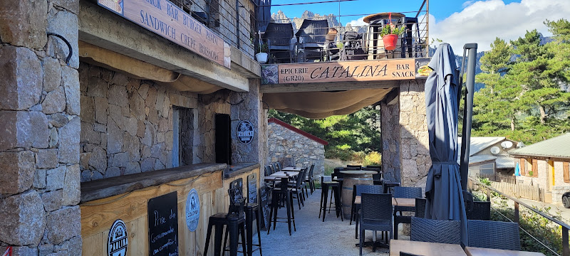 Catalina, Col De Bavella ( Bar , restaurant et épicerie GR20)
